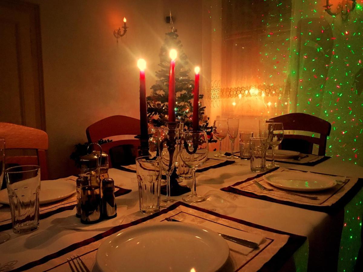 Transylvania Escape Apartment Richisu Bagian luar foto